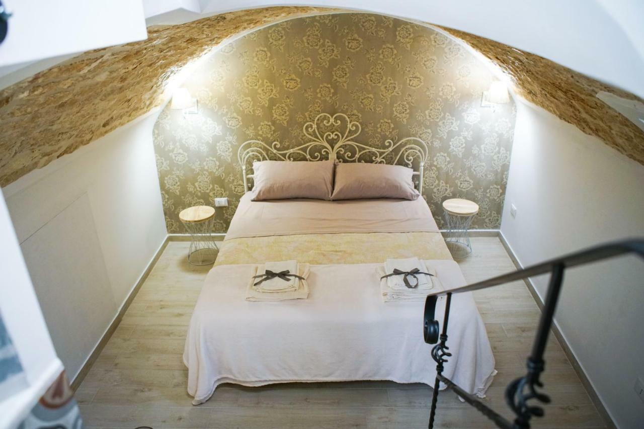 HOME 5 - Giù in Dimora Putignano Extérieur photo